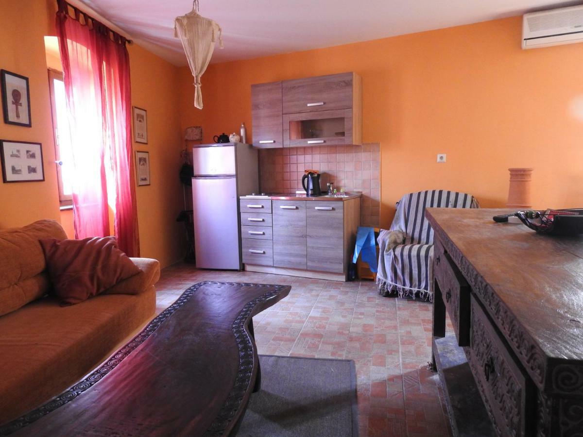 Blue Bench Krk Apartment Кърк Екстериор снимка